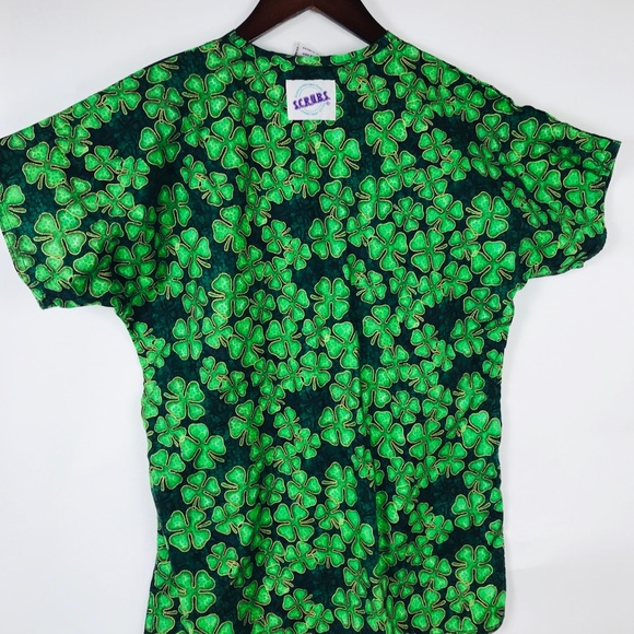 S.c.r.u.b.s. scrubs Top Clover St. Patrick Irish - Picture 3 of 7